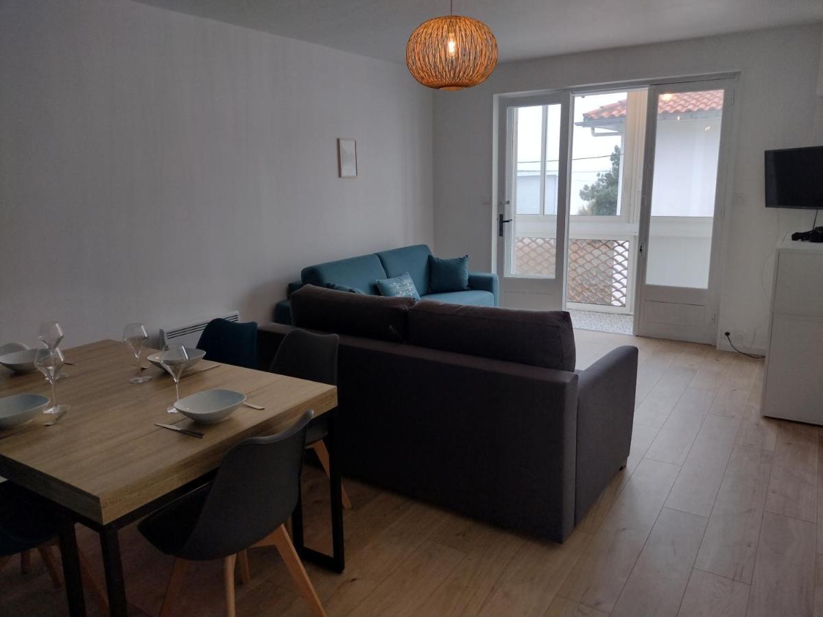 Appartement Avec Vue Mer Vaux-sur-Mer Exterior photo